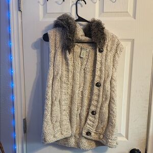 Divided Cream Cardigan with Faux Fur Collar